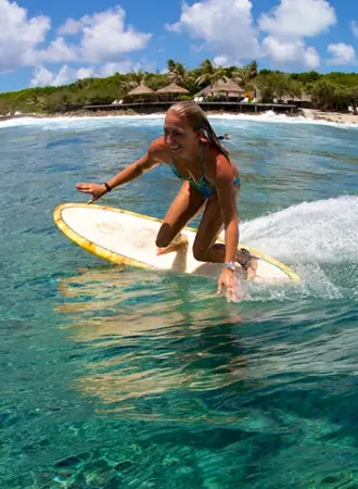 Adaaran select Hudhuranfushi серфинг