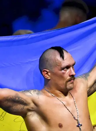 Александр Усик