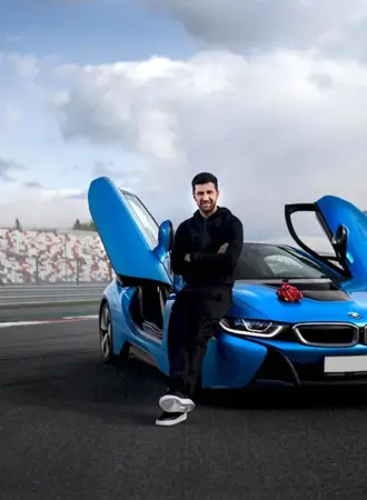 Амиран и BMW i8