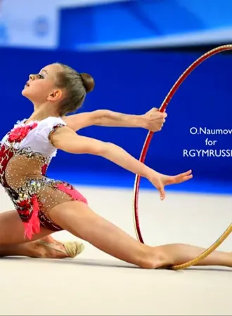 Анна Попова художественная гимнастика