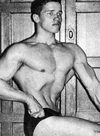 Арнольд Шварценеггер в 16 лет