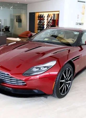 Aston Martin db11 Red