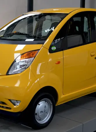 Автомобиль Tata Nano