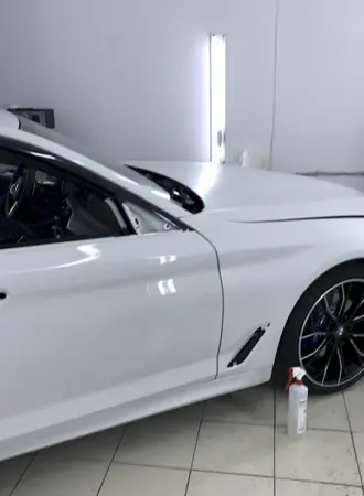 Белый матовый полиуретан BMW g30