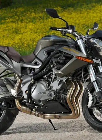 Benelli TNT 899