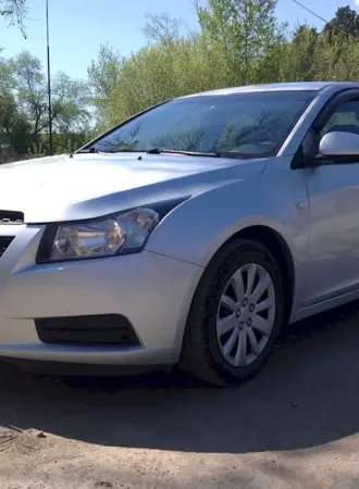 Chevrolet Cruze 2012 серебристый