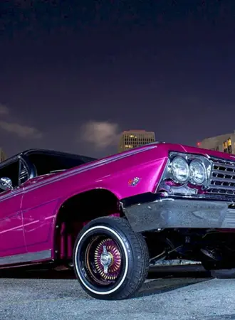 Chevrolet Impala лоурайдер в гетто
