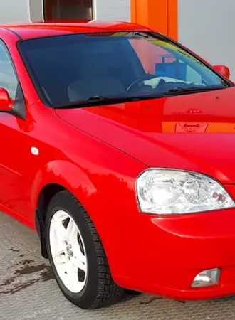 Chevrolet Lacetti красный