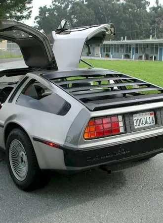 DELOREAN DMC-12