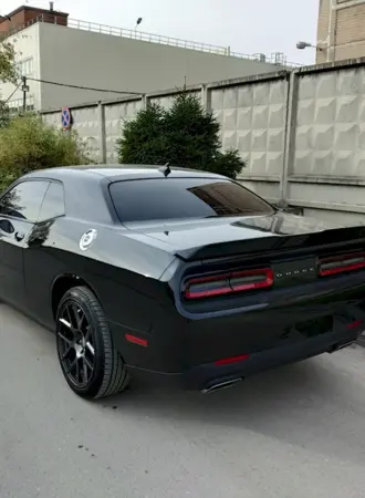 Dodge Challenger 2