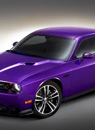 Dodge Challenger srt8 фиолетовый