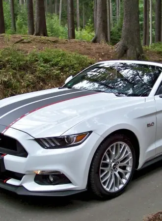 Ford Мустанг кабриолет