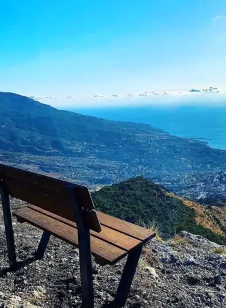 Ялта лавочка