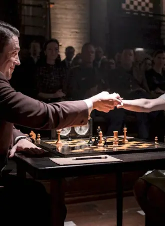 Ход королевы сериал