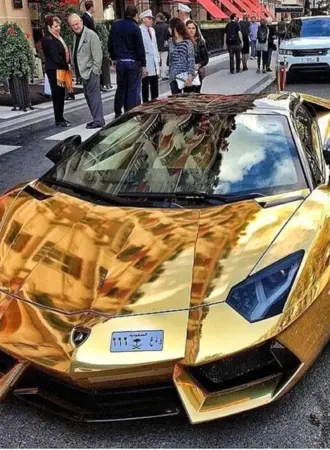 Lamborghini Aventador lp700-4 Золотая