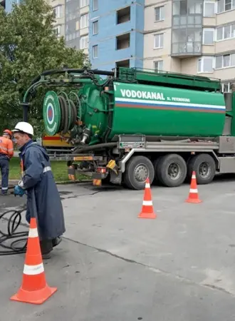 Машина водоканала
