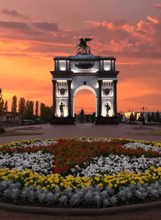 Мемориальный комплекс Триумфальная арка Курск
