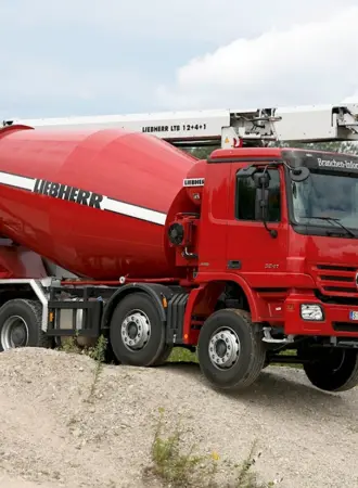 Mercedes-Benz Actros 3241