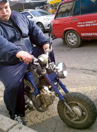 Мопед смешной