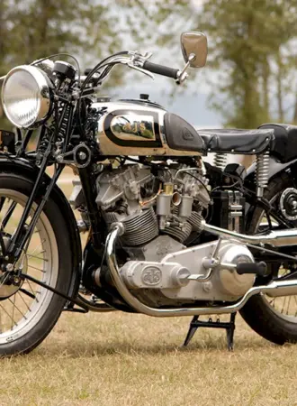Мотоцикл AJS v4 Racer
