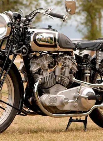 Мотоцикл AJS v4 Racer