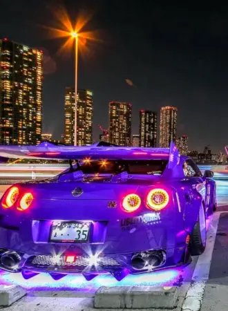 Nissan Skyline r35 GTR фиолетовый