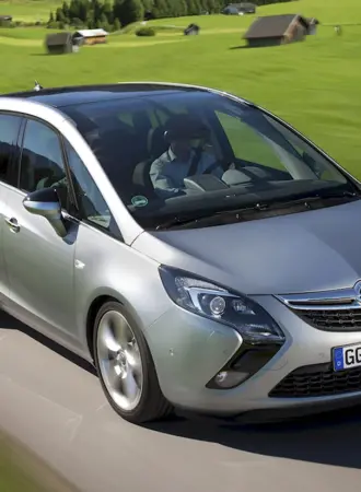 Opel Zafira Tourer 2012