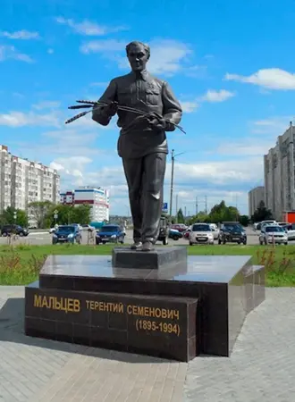 Памятник Мальцеву в Кургане