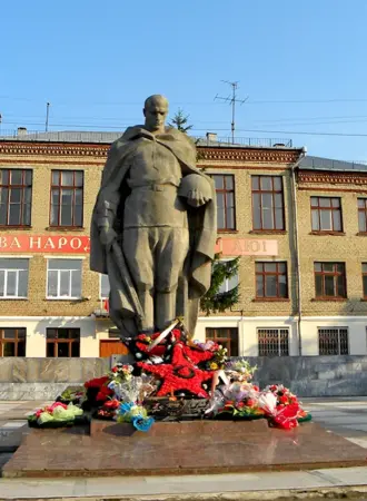 Памятник солдату Полевской