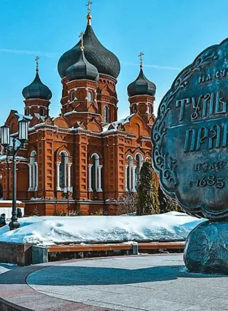 Памятник тульскому прянику в Туле
