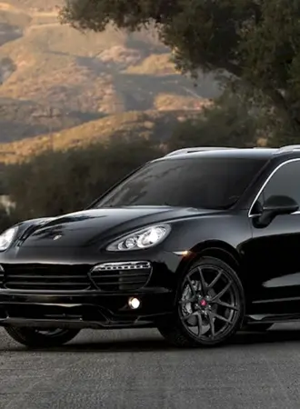 Porsche Cayenne черный
