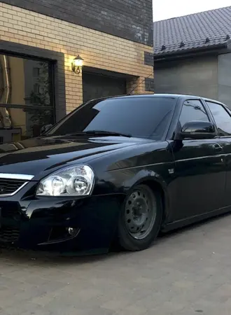 Приора 2 седан черная