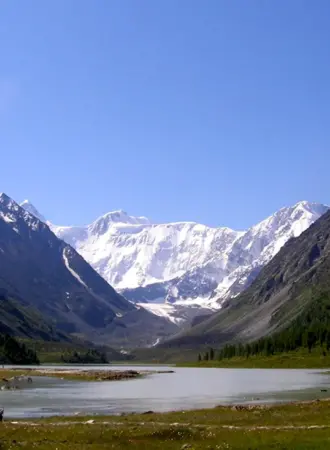 Республика Алтай и Алтайский край гора Белуха