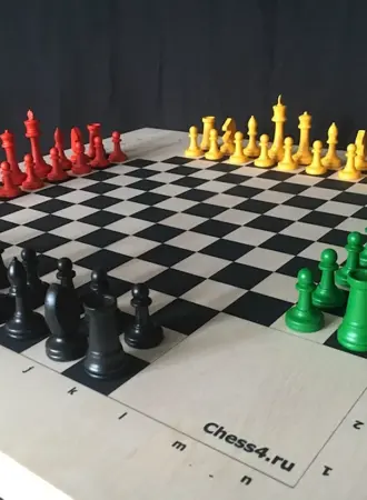 Шахматы на 4