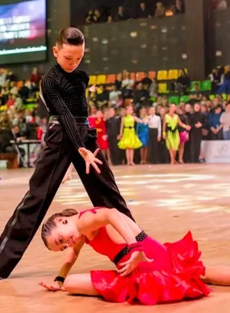 Спортивные бальные танцы Пасодобль