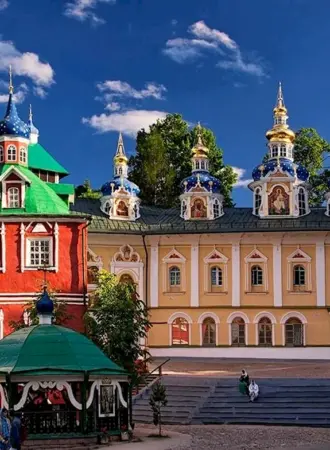Свято-Успенский Псково-Печерский монастырь