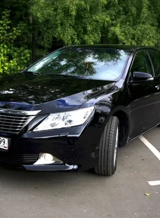 Toyota Camry v50