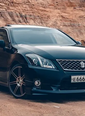 Toyota Crown s200