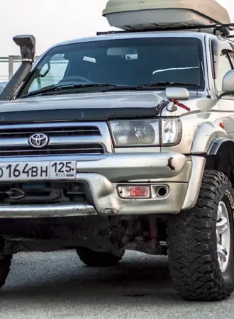 Toyota Hilux Surf 185