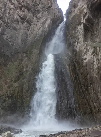 Водопад Эмир Каракая-Су