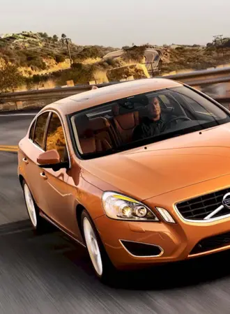 Volvo s60 2010 Золотая