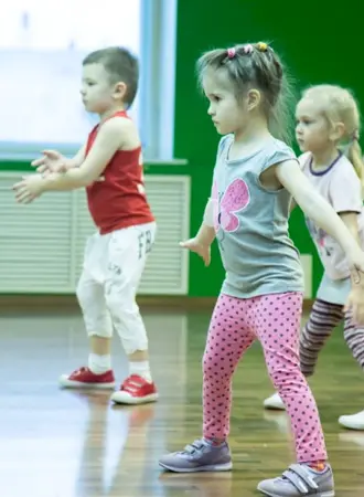 Занятия танцами для детей