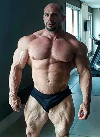 Арсен Янгиев бодибилдер 2021