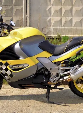 BMW k1200rs желтый