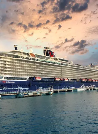 Круизный лайнер Mein Schiff