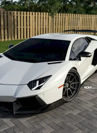 Lamborghini Aventador lp700-4 White 1