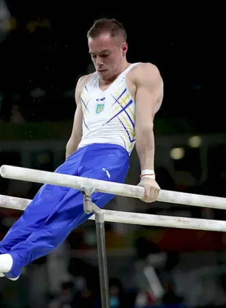 Олег Верняев