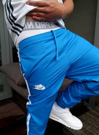 Пацаны в спортивках