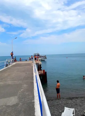 Пляж Бихвинта в Пицунде