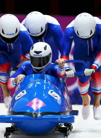 Санный спорт Бобслей